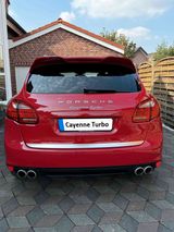 Porsche Cayenne Turbo mit neuer Approved und Service - Porsche in Dortmund