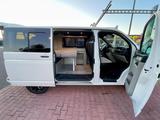 Volkswagen T6 150 PS Camper, Markise, AHK, Küche - Berlin
