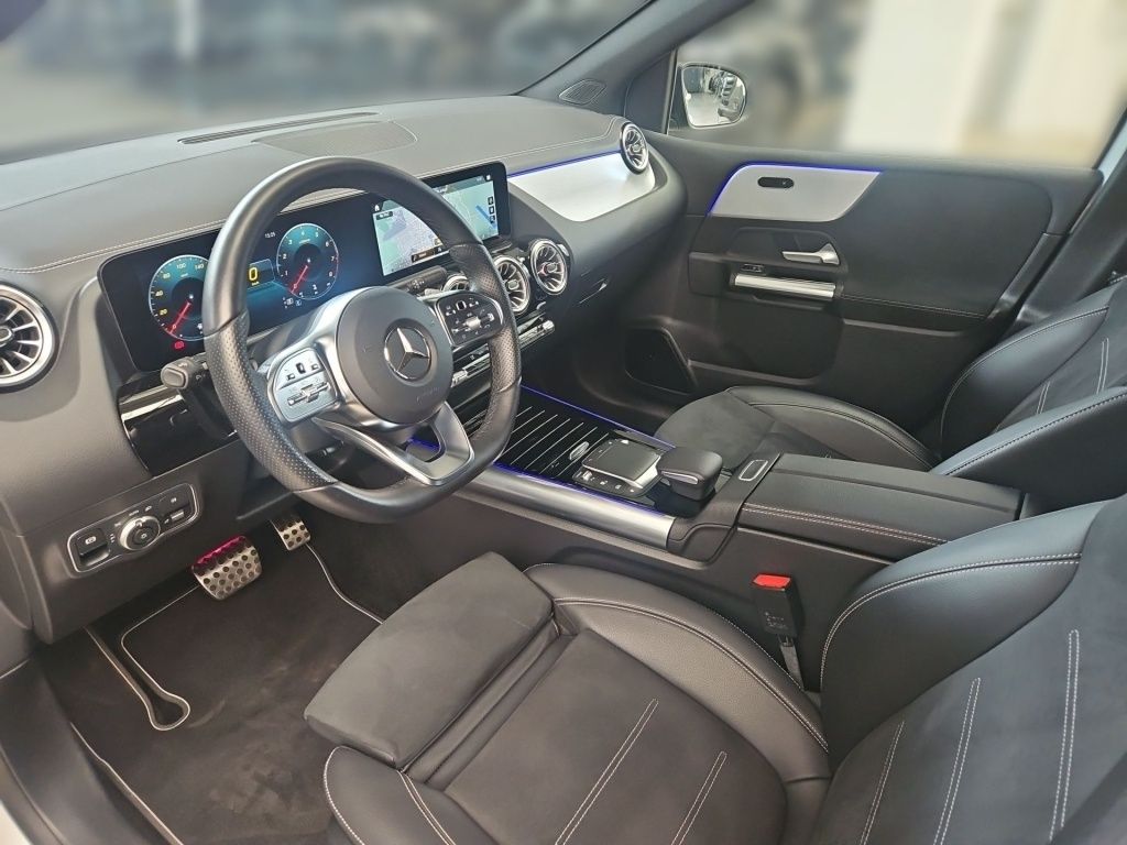 Fahrzeugabbildung Mercedes-Benz B 200 AMG Night Multibeam Sound Sport KAM Navi