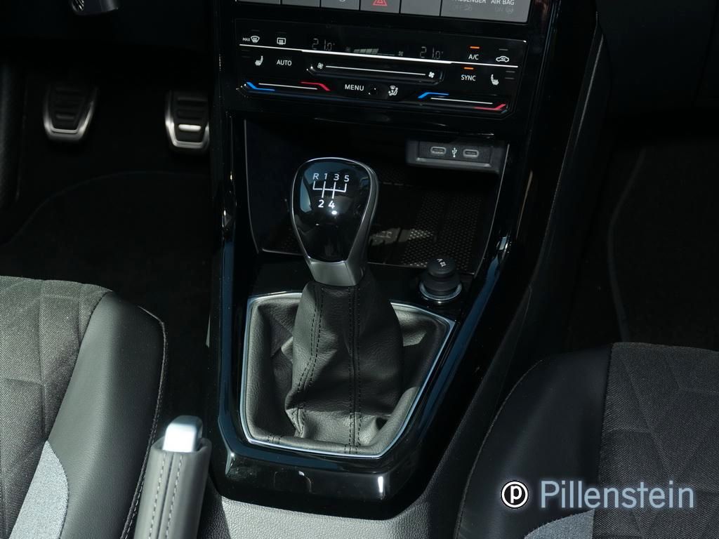 Volkswagen T-Cross - Bild 8