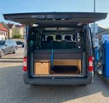 Ford Bus mit Camper-Ausbau und Aufstelldach - Ford Transit: Camper