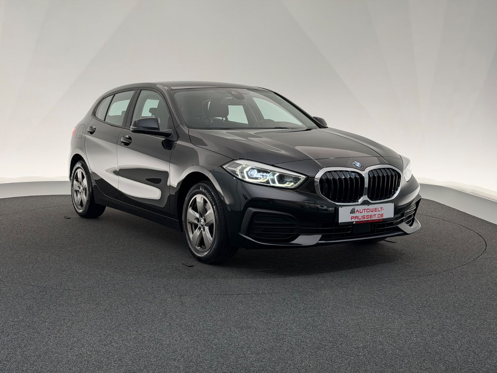 BMW 118i Lim.*ADVANTAGE*LED-TEMPO-PDC-SPUR-SHZ-KLIMA