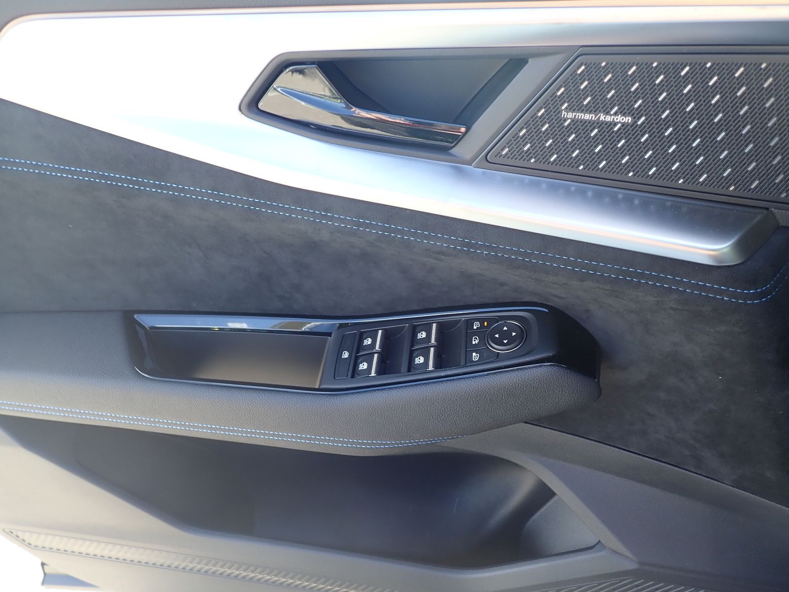 Fahrzeugabbildung Renault Austral Esprit Alpine Mild Hybrid 150 Automatik