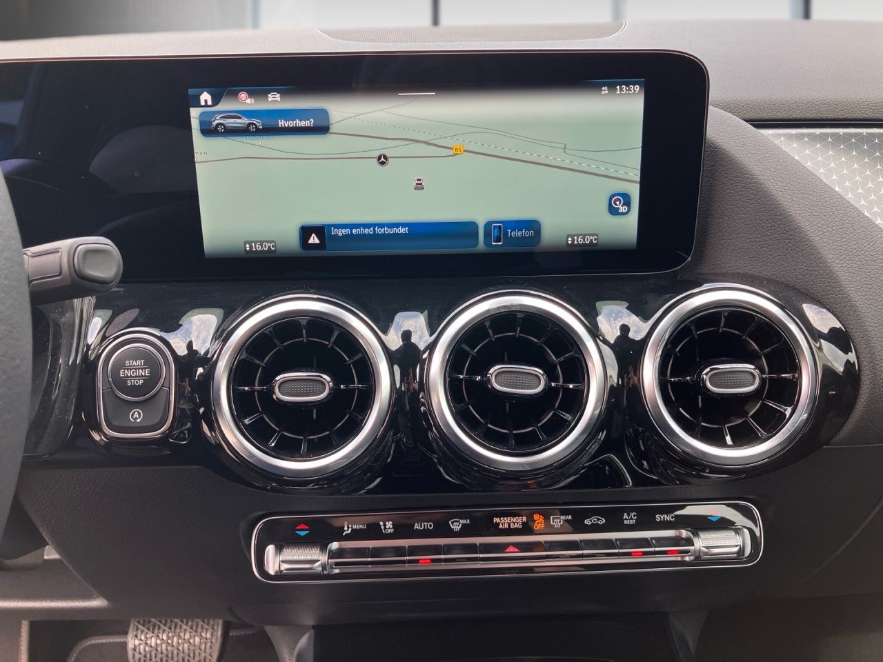 Fahrzeugabbildung Mercedes-Benz GLA 200 d AHK+KAMERA+MULTIBEAM+EASYPACK+