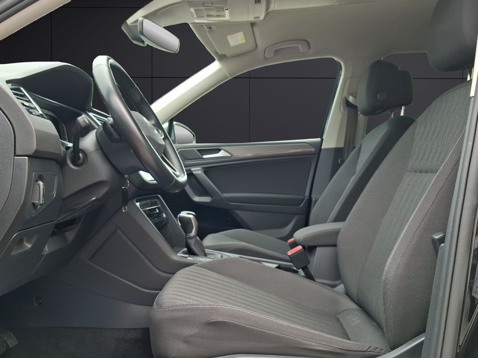 Fahrzeugabbildung Volkswagen Tiguan Allspace TDI Life DSG  7-Si LED AHK Navi
