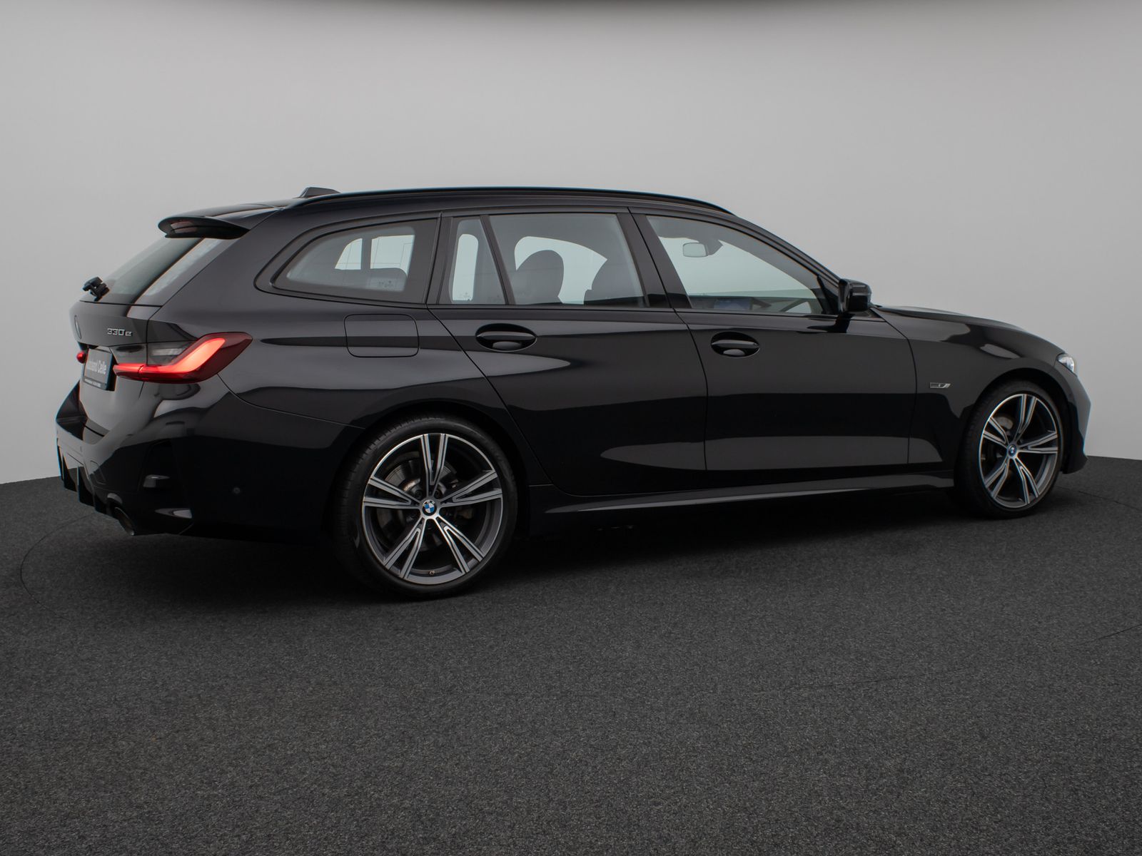 Fahrzeugabbildung BMW 330e M Sport Kamera DAB H/K Stop&Go LED 19Zoll