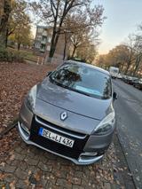 Renault Scenic 2012  nur 72.000 km  TÜV ... - Renault Scenic Gebrauchtwagen in Bremen