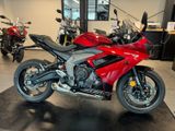 Triumph Daytona 660 - neues Modell * Rot - TRIUMPH DAYTONA 660