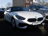 BMW Z4 Roadster sDrive 20i LED W-LAN NAVI KAMERA SHZ - BMW Z4 mit Benzin-Antrieb: Cabrio, Schaltgetriebe