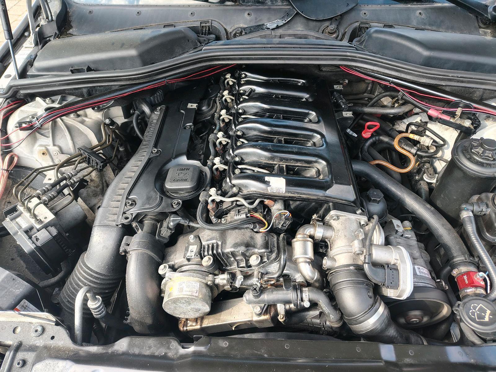 BMW 530 2005 — photo 12