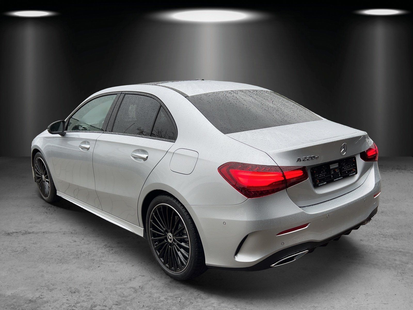 Fahrzeugabbildung Mercedes-Benz A 220 d Lim+AMG-Line+Burmester+DISTRONIC+PSD+19"