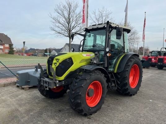 Claas AXOS 240 Advanced