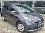 Toyota Verso S 1.33 VVT-i Comfort - graue Toyota Verso-S
