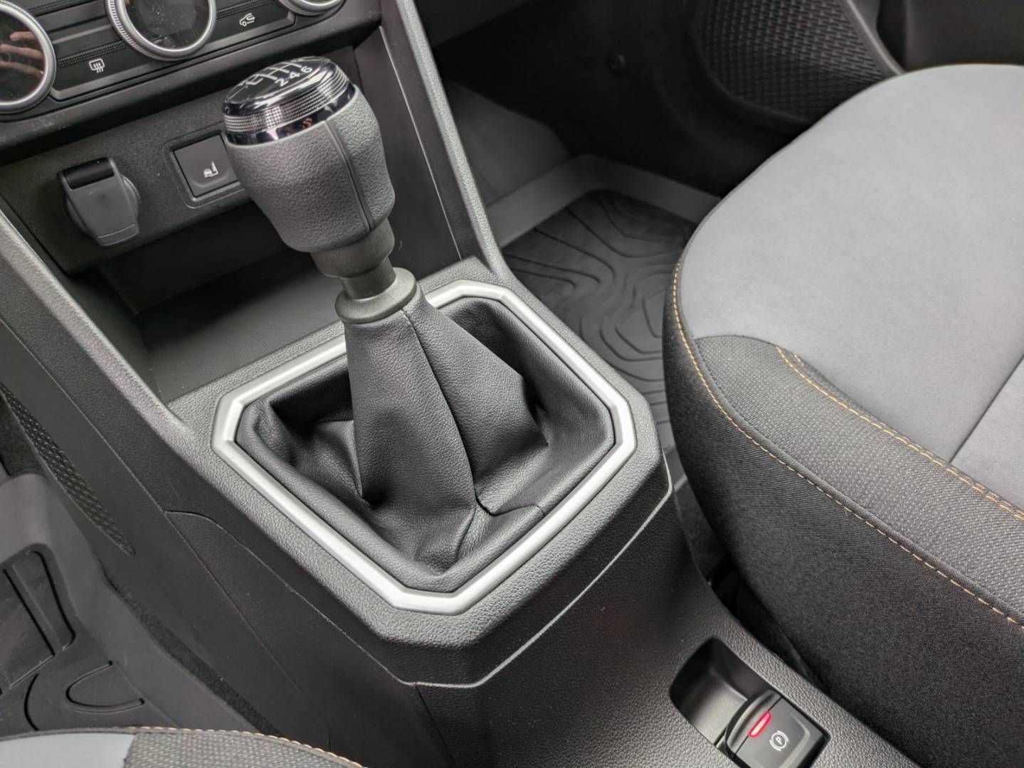 Fahrzeugabbildung Dacia Jogger Extreme+ ECO-G 100 7-Sitzer