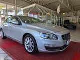 Volvo S60 Lim. Business Edition+NAVI+TEILLEDER+XENON+ - Volvo S60 aus 2015
