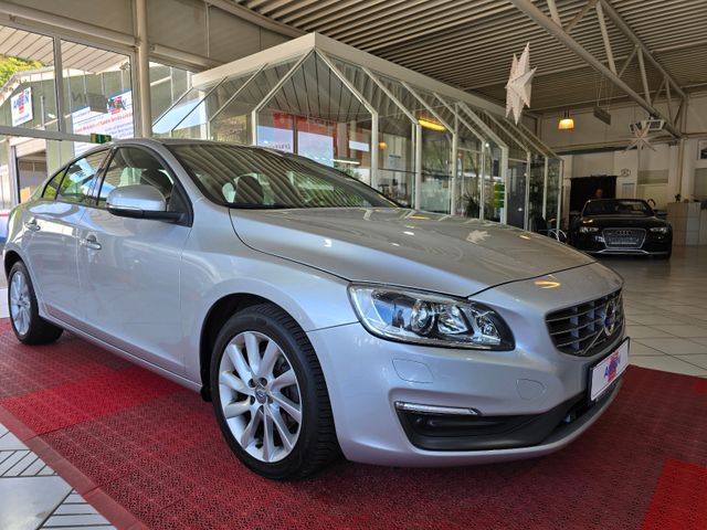 Volvo S60 Lim. Business Edition+NAVI+TEILLEDER+XENON+