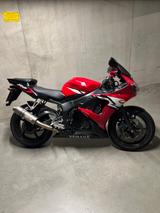 Yamaha YZF R6 - Offers matching your search criteria