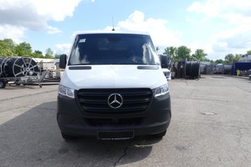Mercedes Sprinter - 2