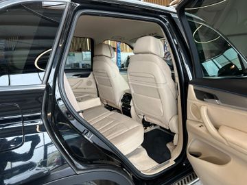 MYAUTOCENTER – Gebraucht- und Jahreswagen mit Werkstattservice in Pfaffenhofen BMW X5 xDrive 30 d *Nightvision*AHK*LED*