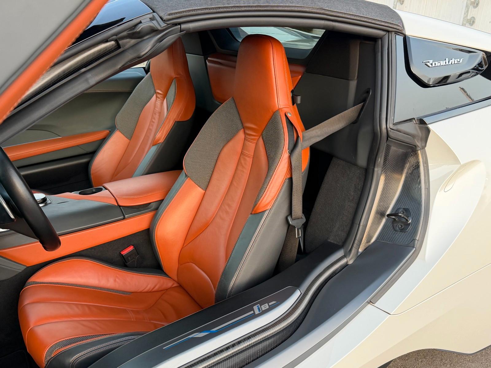 BMW i8 Roadster