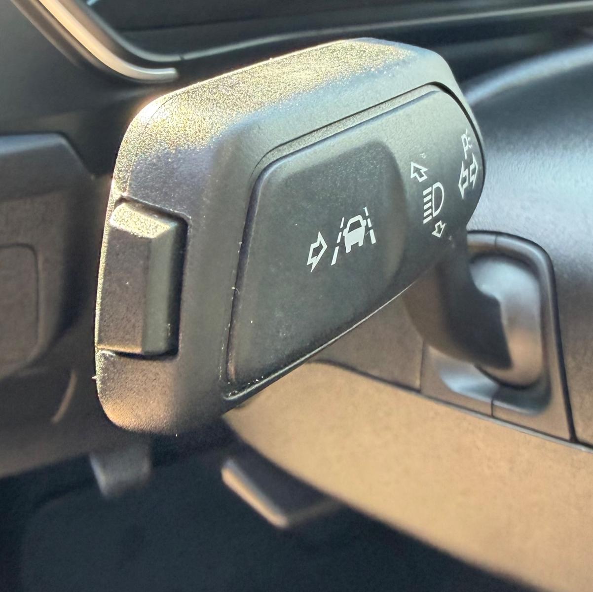 Ford Focus Turnier Cool & Connect Sport Lenkrad