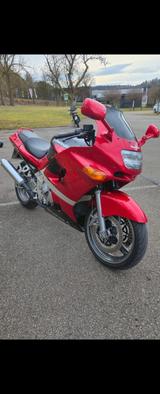 Kawasaki ZZR 600 - KAWASAKI ZZR 600