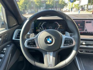 BMW X7 - 9