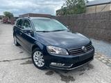 Volkswagen Passat 1.4 TSI 2011  Nur 124.... - VW Passat Gebrauchtwagen in Aachen