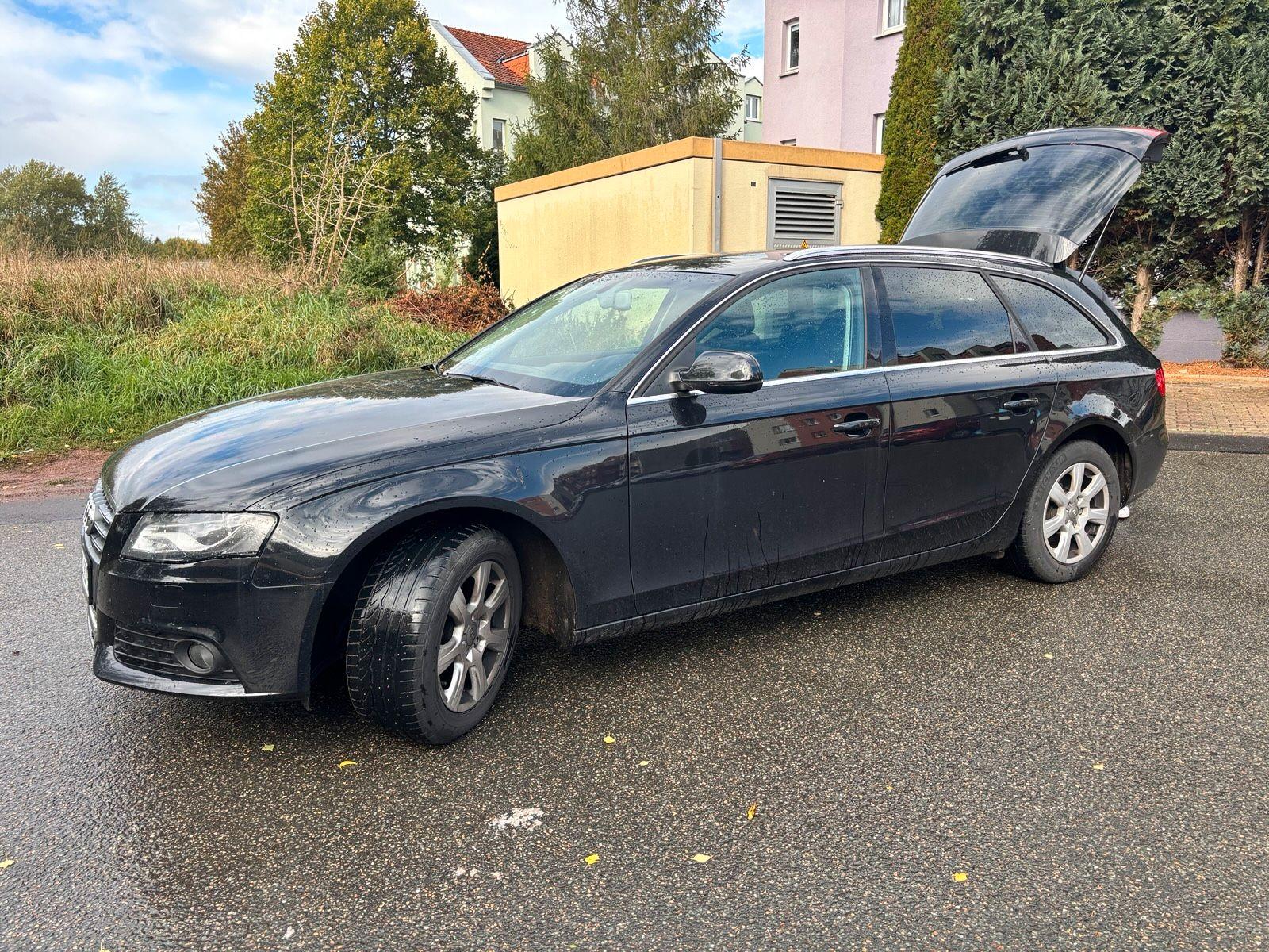 Audi A4 2009 — engine 160 HP (118kW)