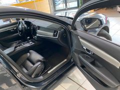 Fahrzeugabbildung Volvo V90 D3 Momentum NAVI/LED/LEDER/SHZ/CAM/PDC