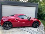 Alfa Romeo 4C 1.8 TBi 16V - - rote Alfa Romeo 4C