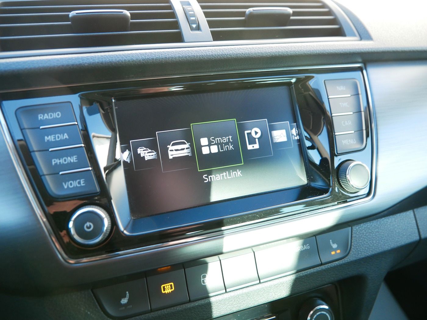 Fahrzeugabbildung SKODA Fabia Combi 1.2 TSI Joy PDC SHZ NSW Klimaautom.