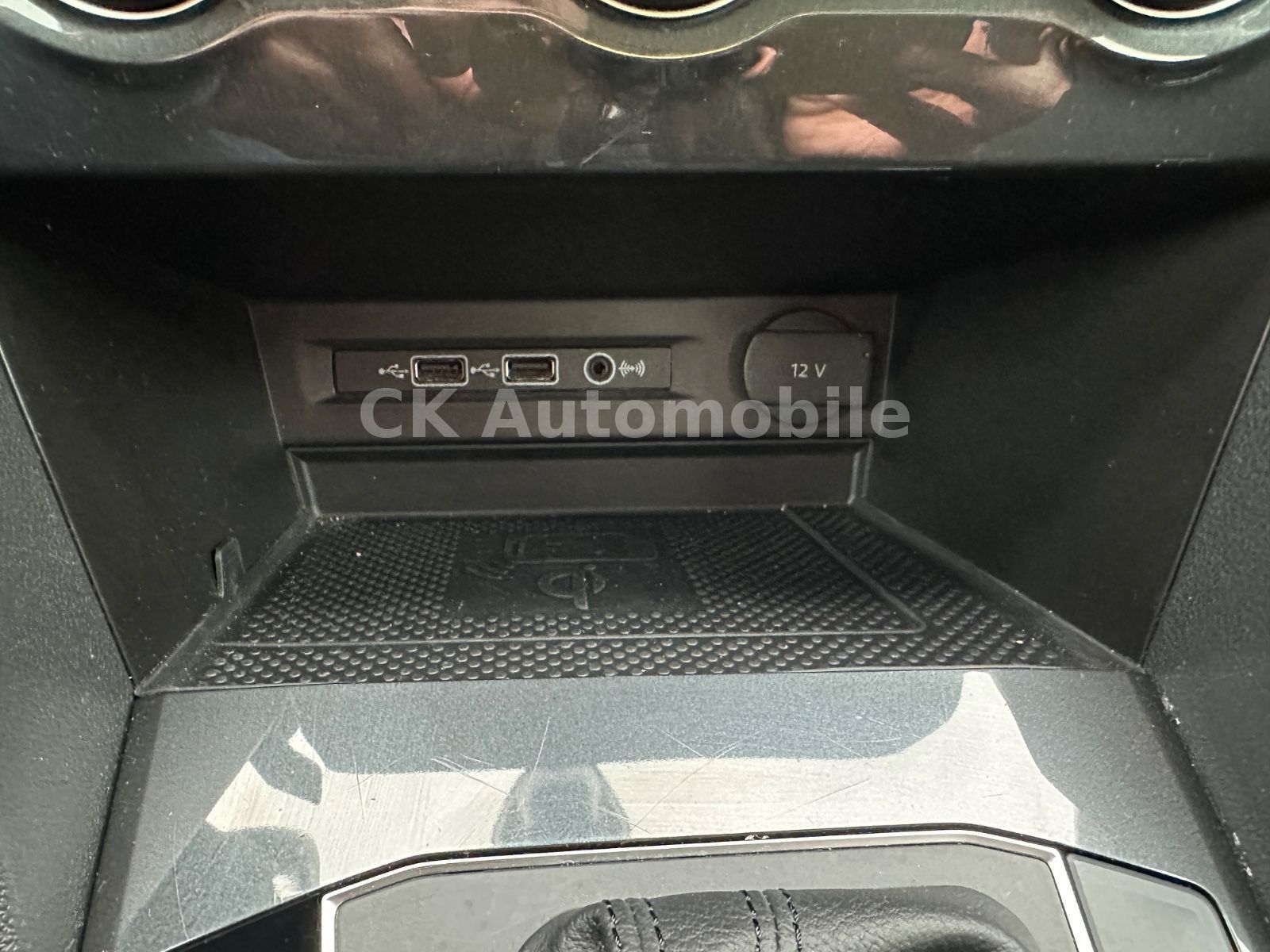 Fahrzeugabbildung Volkswagen Tiguan 2.0TDI Highline BMT 4Motion/DSG/Navi/LED