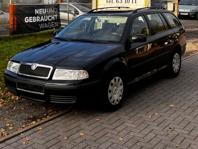 Skoda Octavia Combi/ 2 Hand / scheckheft / tüv 03/26