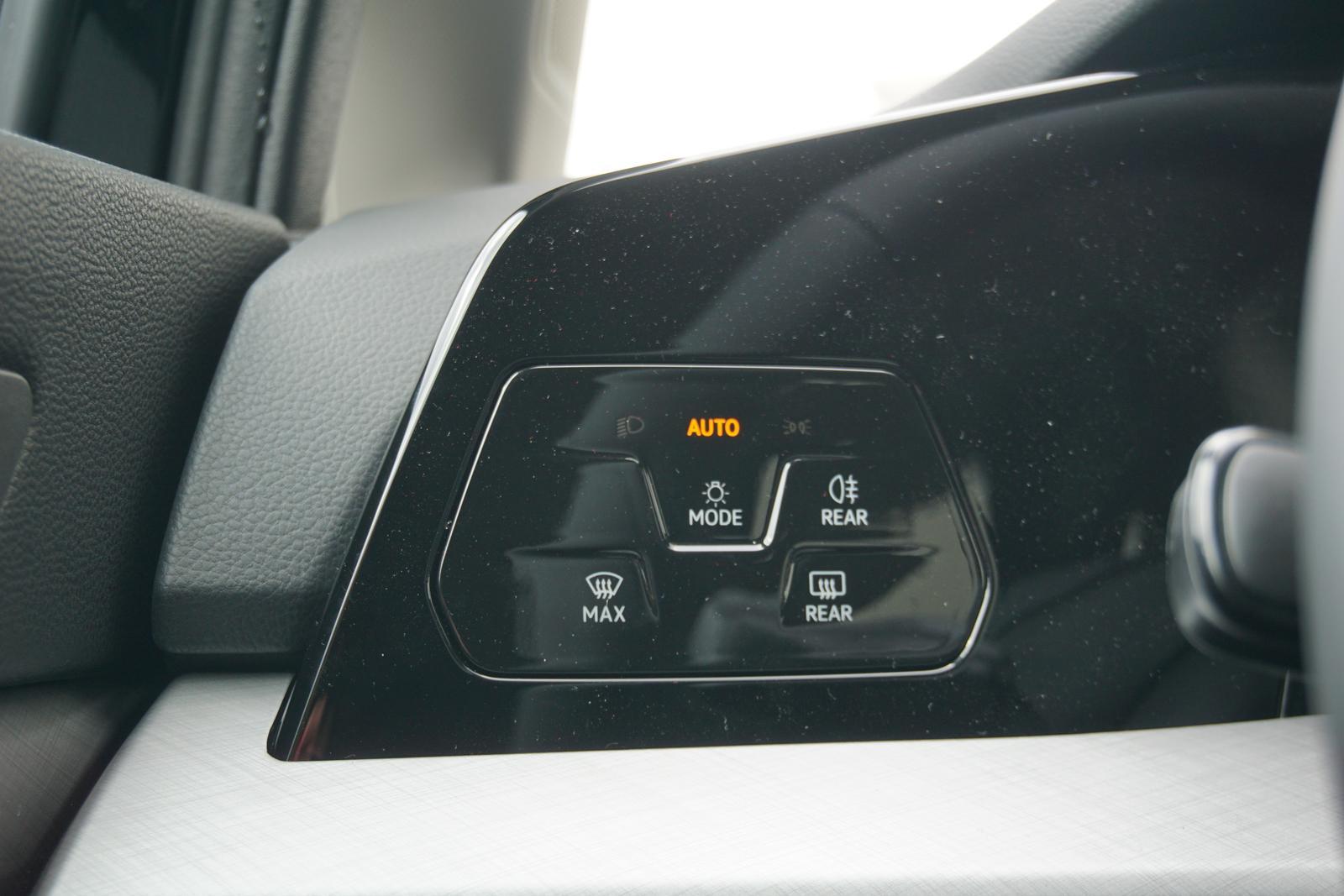 Volkswagen Golf 1.5eTSI DSG Navi/Mir Kamera ACC LED 18"*, миниатюра 23