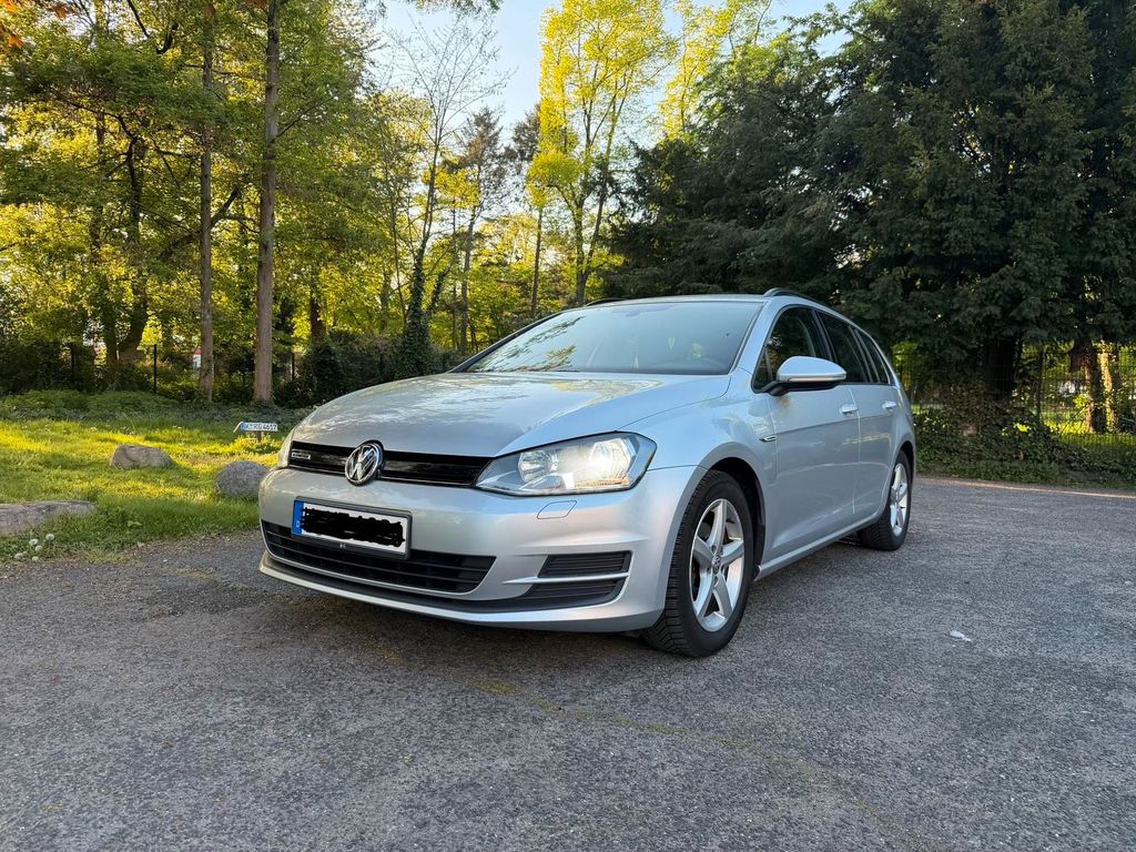 Image of Volkswagen Golf