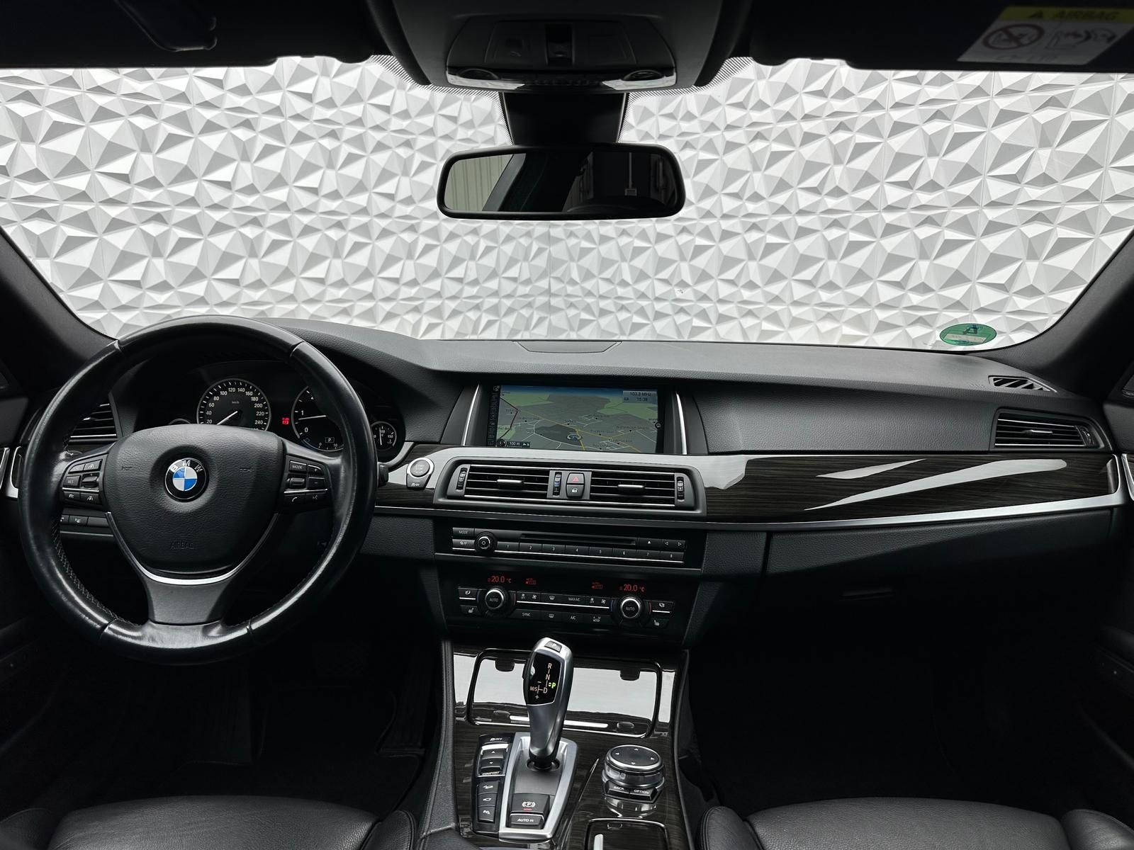 Fahrzeugabbildung BMW 530d XDRIVE/ACC/PANO/H&K/360°/HUD/KEYLES/DAB/DA+