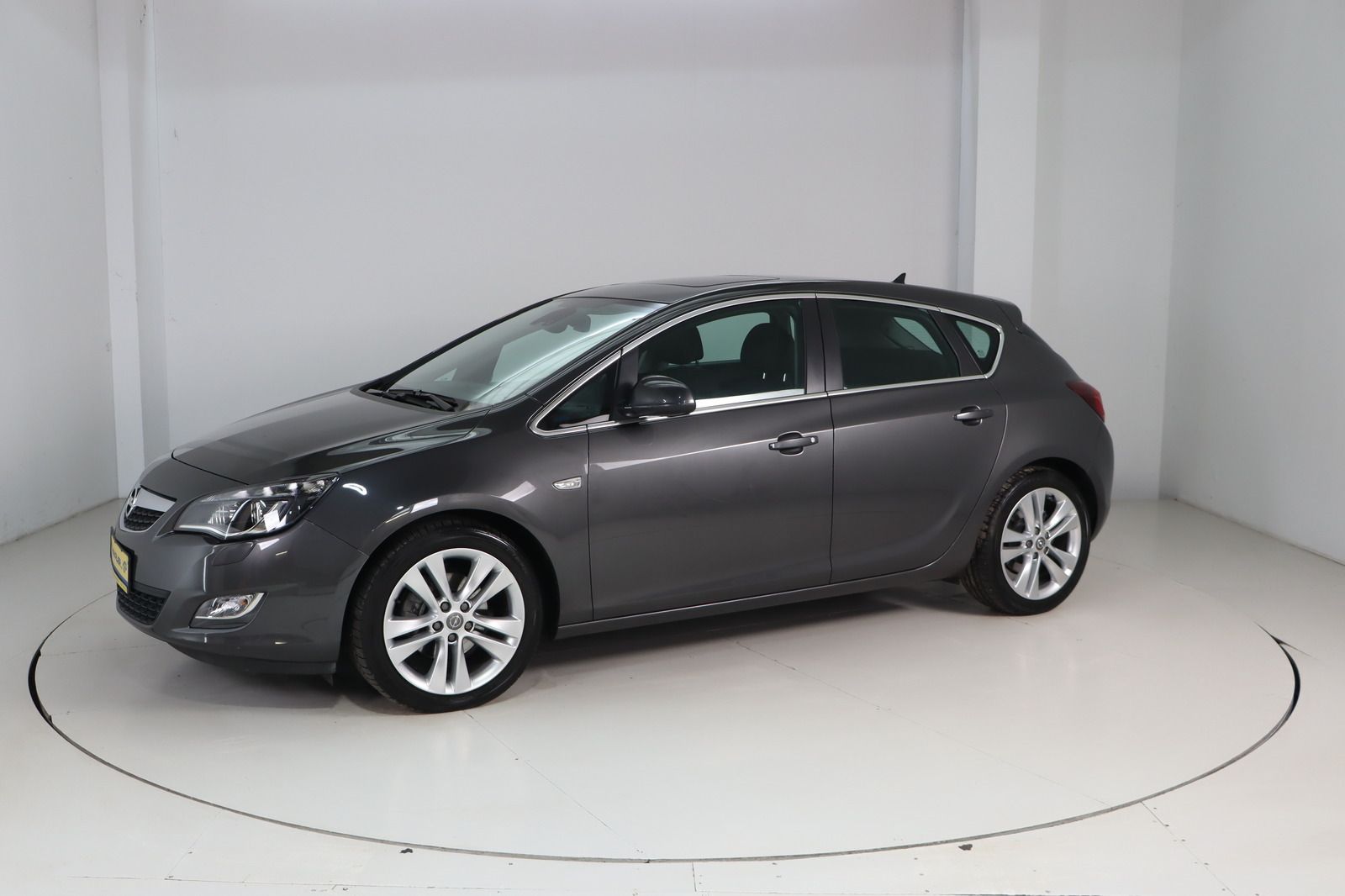 Fahrzeugabbildung Opel Astra J 1.6 Turbo Innovation * 1. Hd. * wenig Km