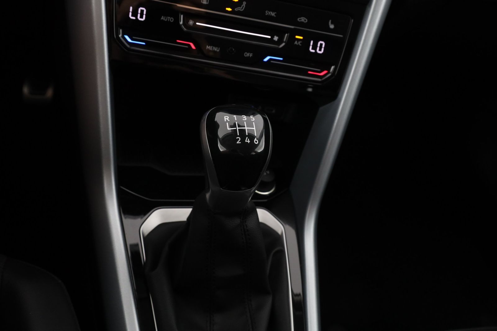 Volkswagen T-Roc - Bild 16
