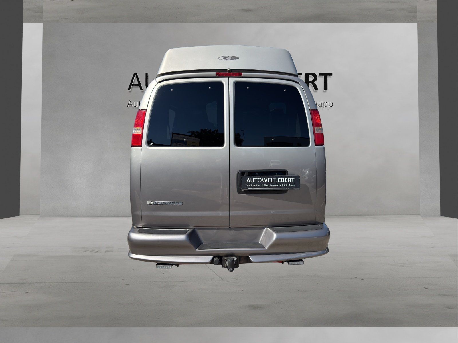 Fahrzeugabbildung Chevrolet Express 1500 Starcraft /Clean Carfax/ DVD/ BETT