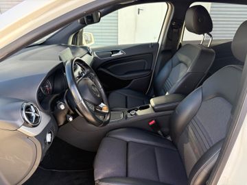 Mercedes B 180 - 12