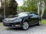 Volkswagen Passat Variant Highline*NAVI*LEDER*KAMERA*8XALU* - gebrauchte VW Passat aus dem Jahr 2013