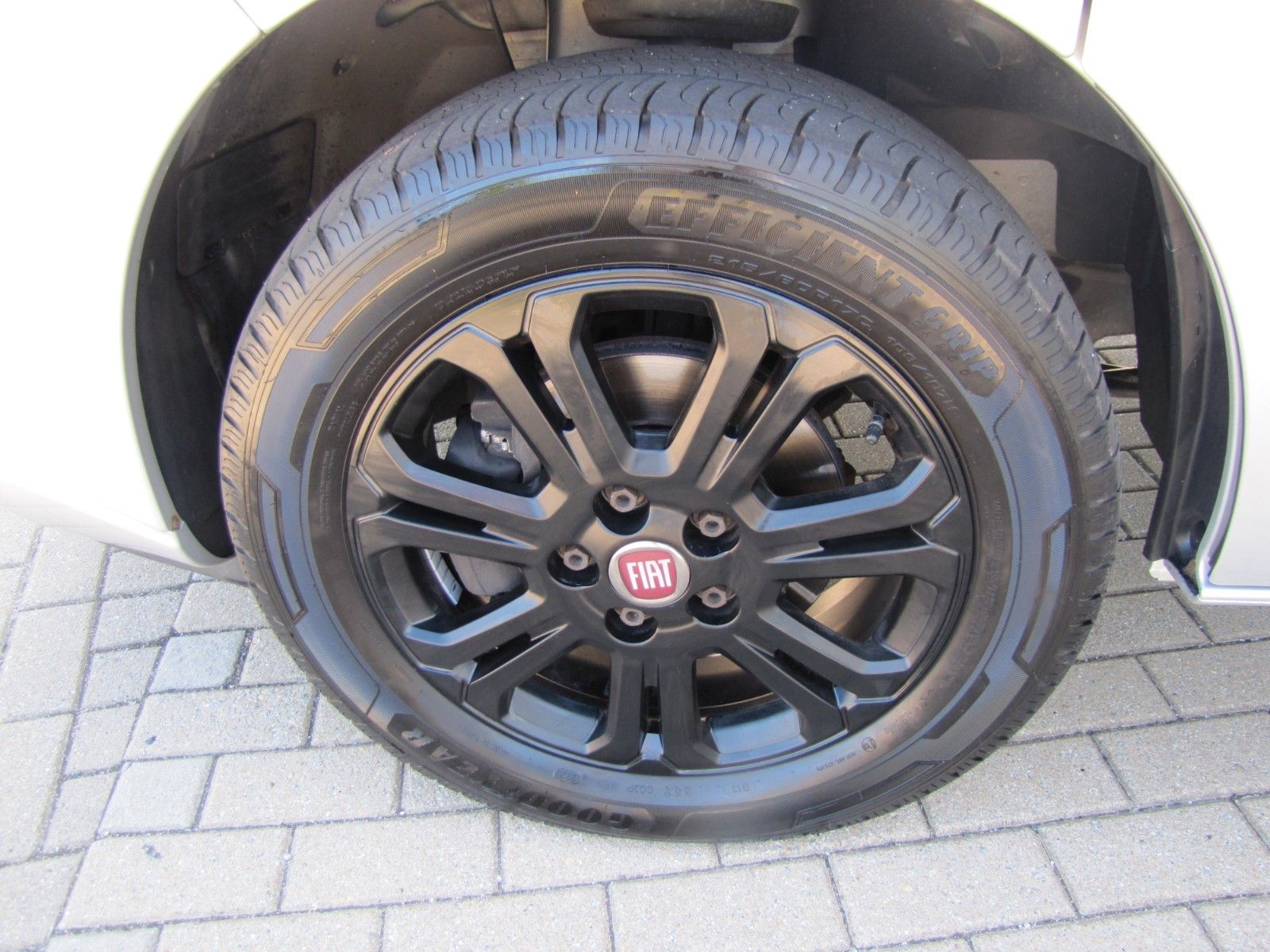 Fahrzeugabbildung Fiat Talento Kombi L1H1 1,0t Family