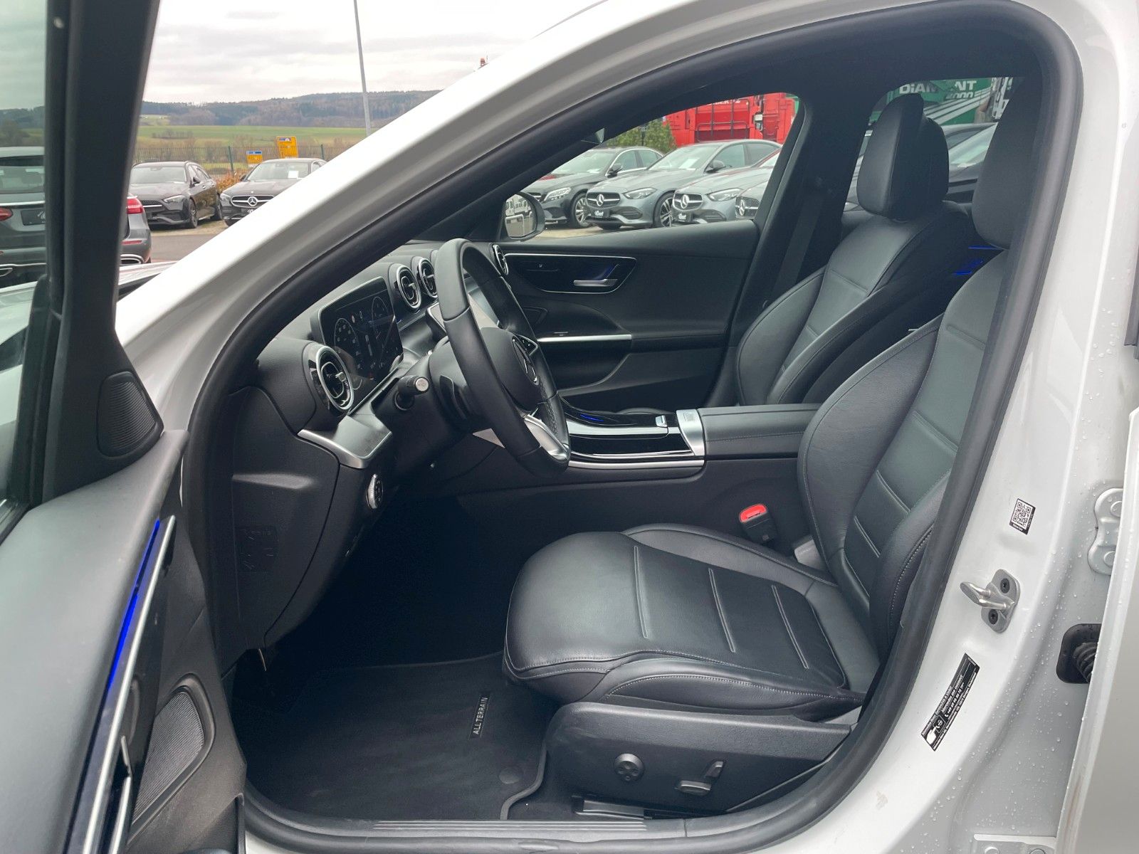 Fahrzeugabbildung Mercedes-Benz C 220 d 4M All-Terrain NIGHT+DIGITAL+360°+Ambien