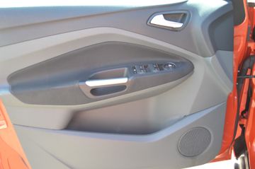 Fahrzeugabbildung Ford C-Max Champions Edition