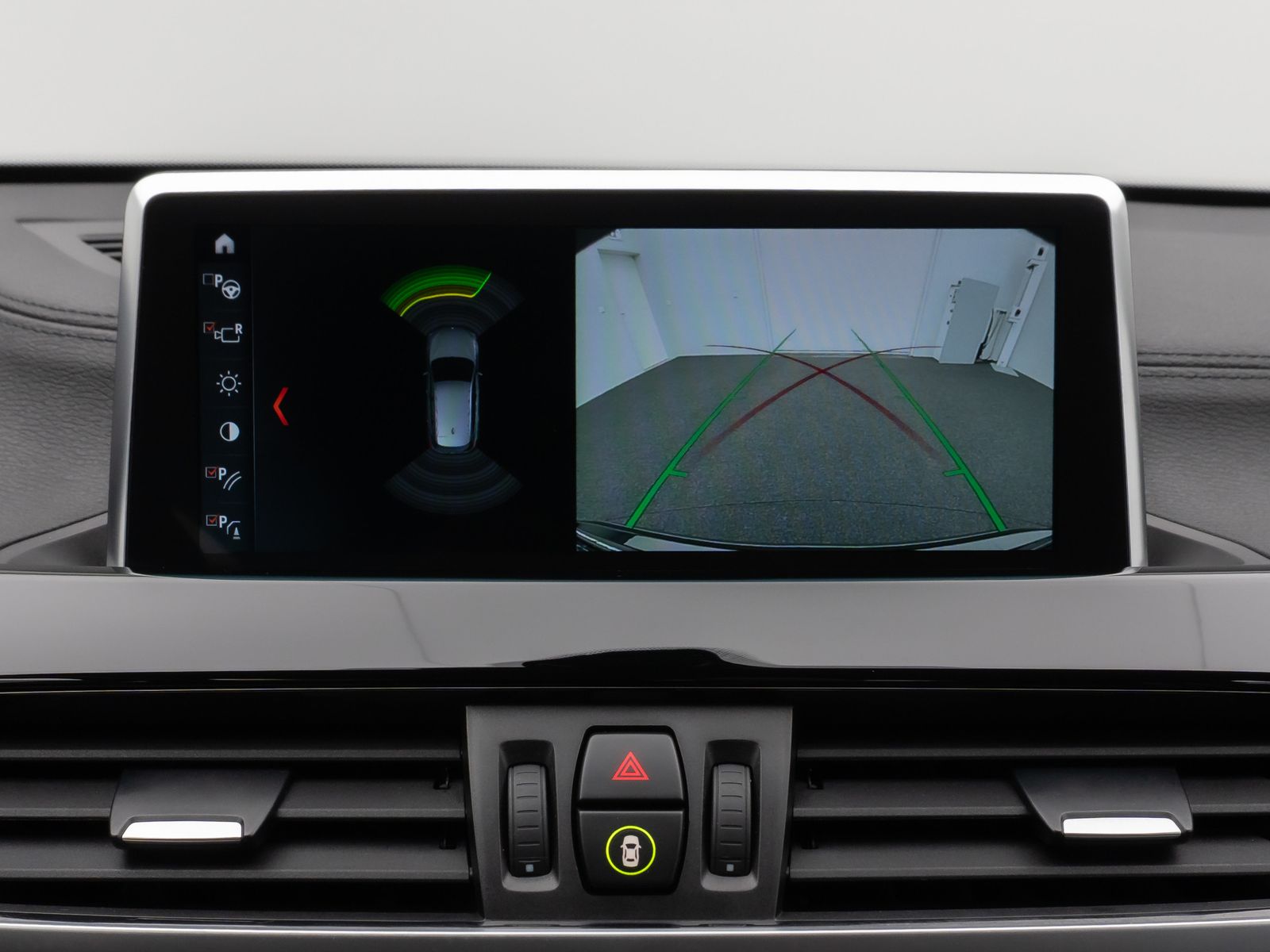 Fahrzeugabbildung BMW X1 xD25e Sport Line Kamera DAB Navi LED Komfort