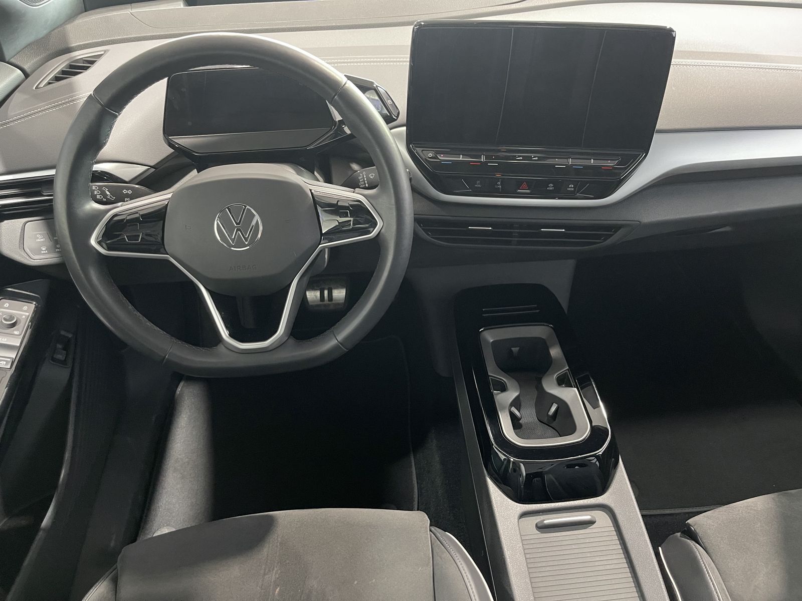 Fahrzeugabbildung Volkswagen ID.4 Pro Performance*LED-Matrix*Pano*Cam*HeadUp*