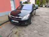 Opel Signum Edition Plus 2.2 Direct MT-6 Edition Plus - schwarze Opel Signum