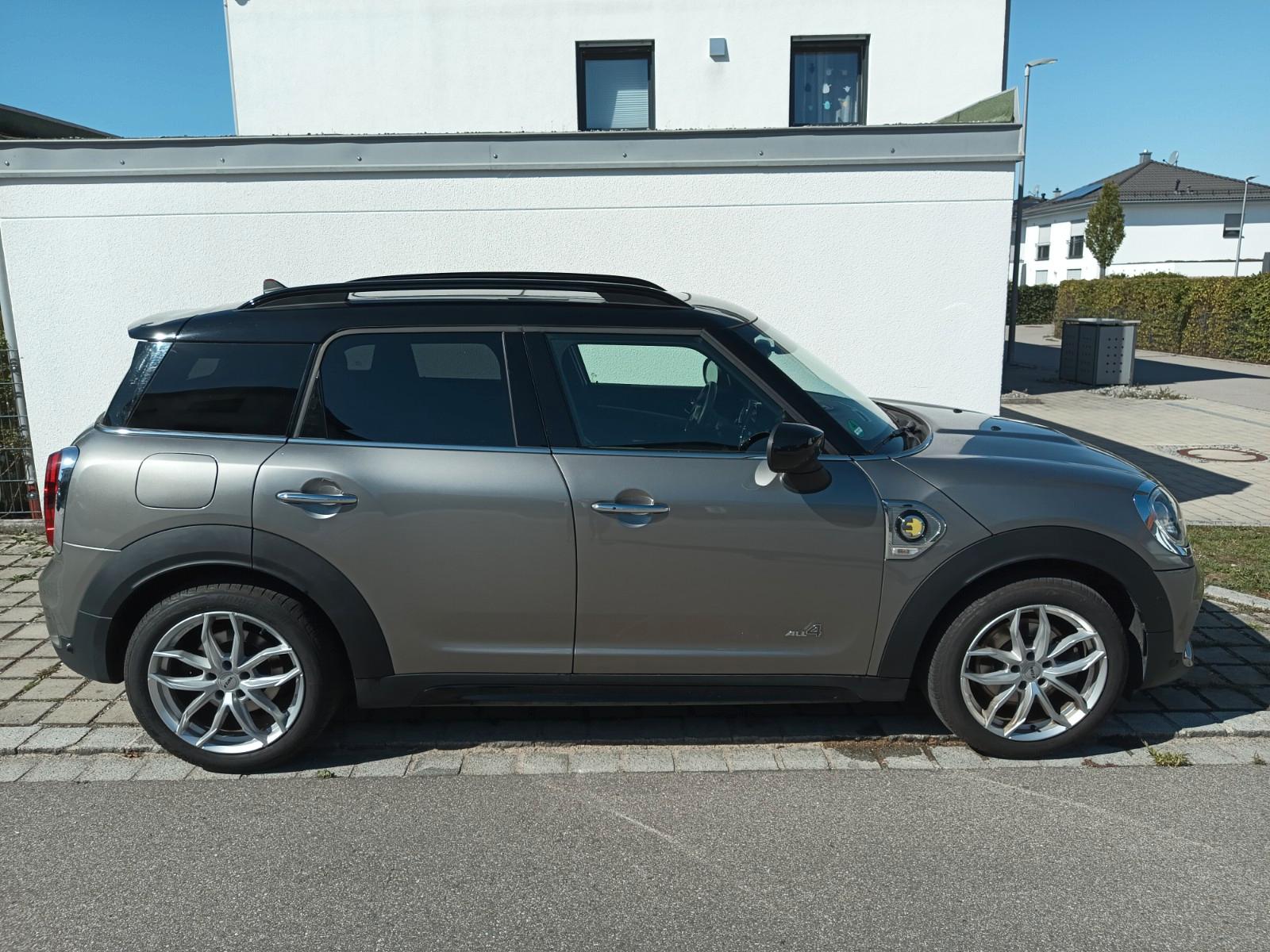 MINI Countryman SE (Cooper)