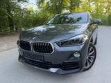 BMW X2 sDrive20i Advantage Steptronic DCT - BMW X2 Advantage mit Benzin-Antrieb